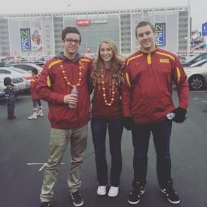 Meet your Posher, Tari wood